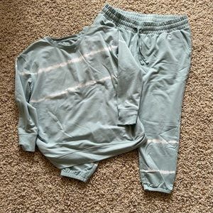 Maternity Sweatshirt and Joggers - Isabel Maternity by Ingrid & Isabel